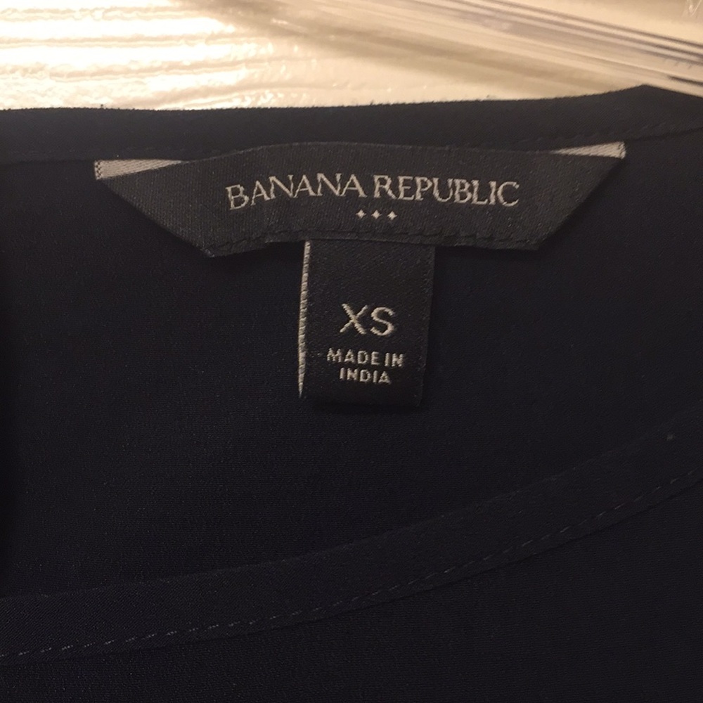 FINAL SALE Banana Republic Top, 3/4 Flared Sleeves - Picture 2 of 3